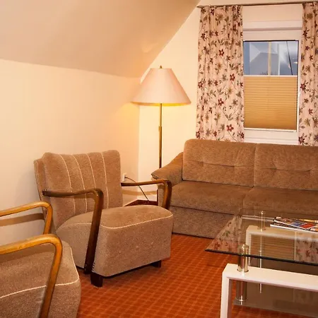 بيت ضيافة Landgasthof Schneider 3*